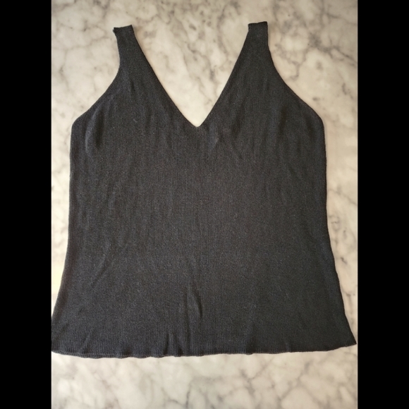 Black Cami. Size L - Picture 2 of 4